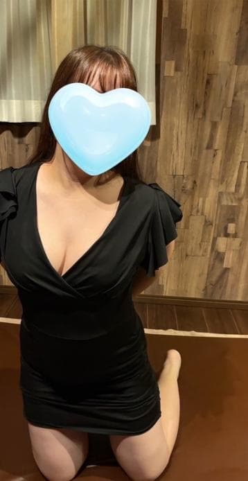 RAVIORA (ラヴィオーラ)    るる (20代)