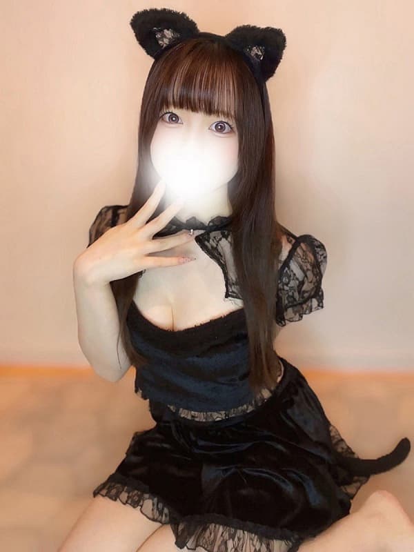 美玲ろい