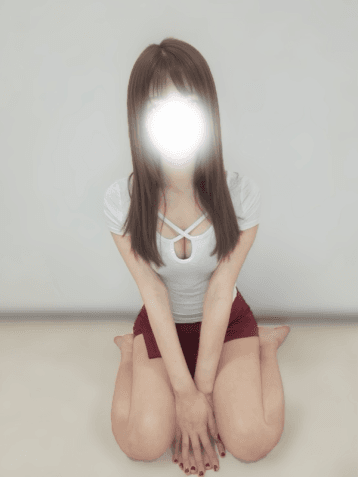 芹沢 さな
