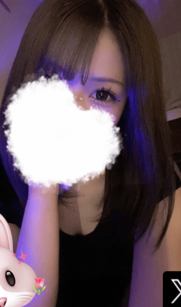 栄 れいな