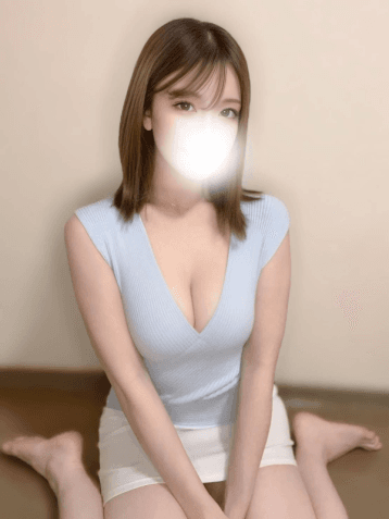 葉月 りさ