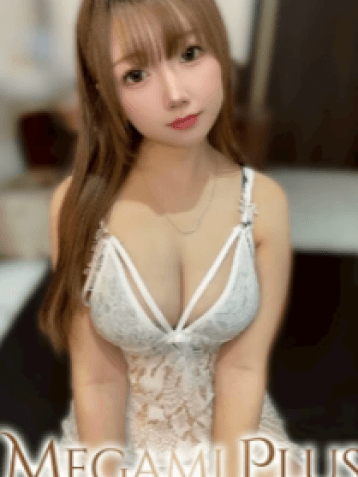 桃乃木 ゆあ