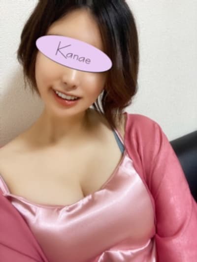 那月 かなえ