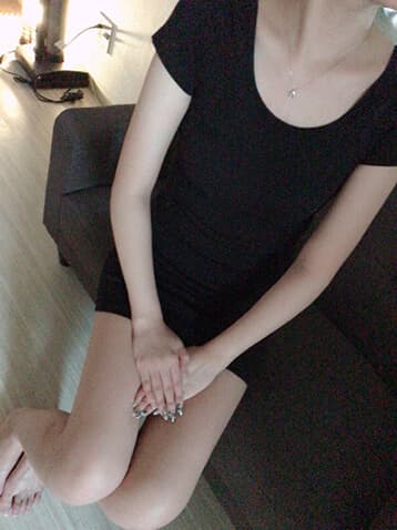 Reims (ランス)    指原 (20代後半)