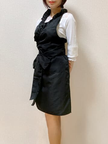 EMUe (エミュ)    金沢 ひとみ (30代後半)