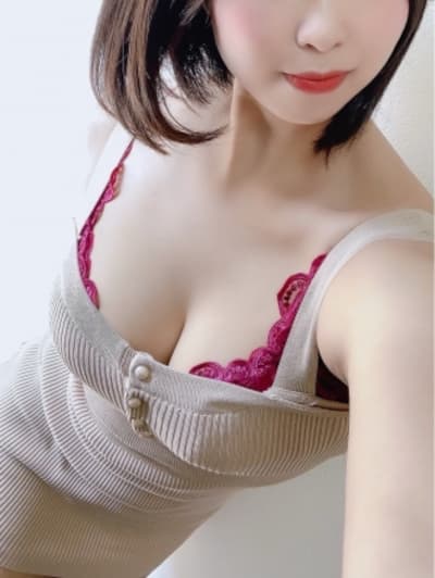 8EIGHT (エイト)    カエデ (20代半ば)