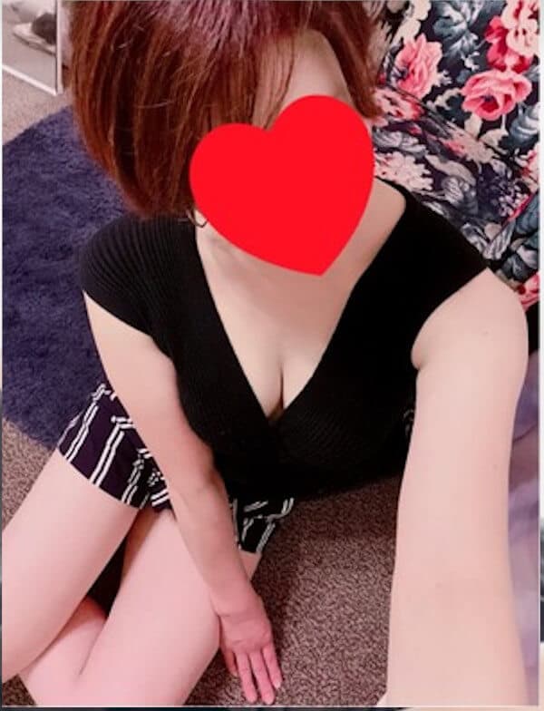 BLEUET (ブルエ)    しおり (30代)