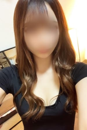 ゆりな