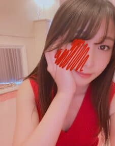 秋山 みな