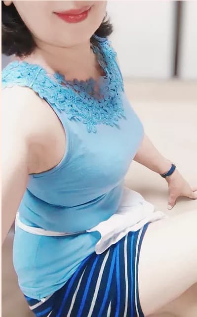    日野 なつこ (50代前半)