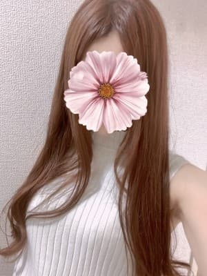 香月 ひなの
