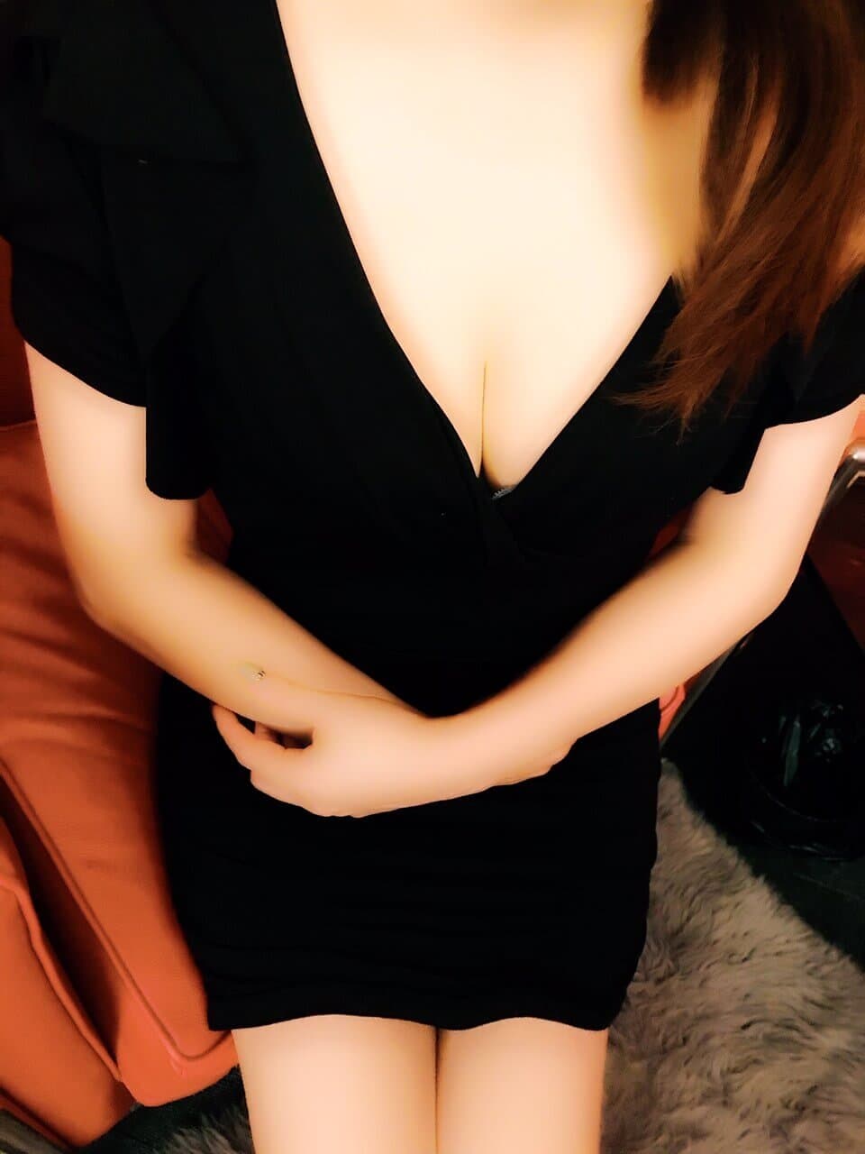 RED (レッド)    青山